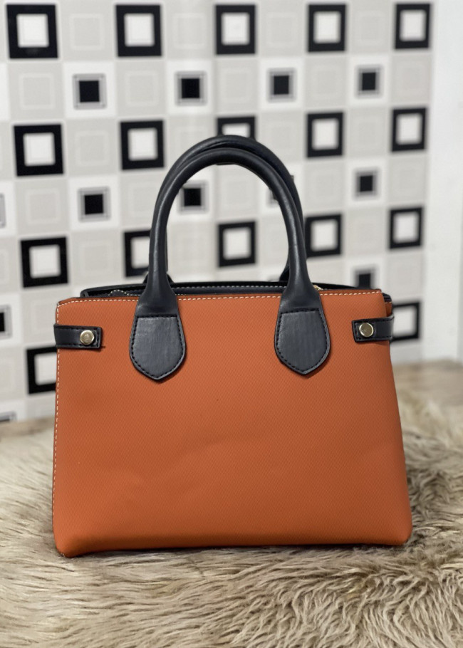 MEDIUM SIZE ZIPPERED WOMEN'S HAND AND ARM LEATHER BAG 951 Turuncu