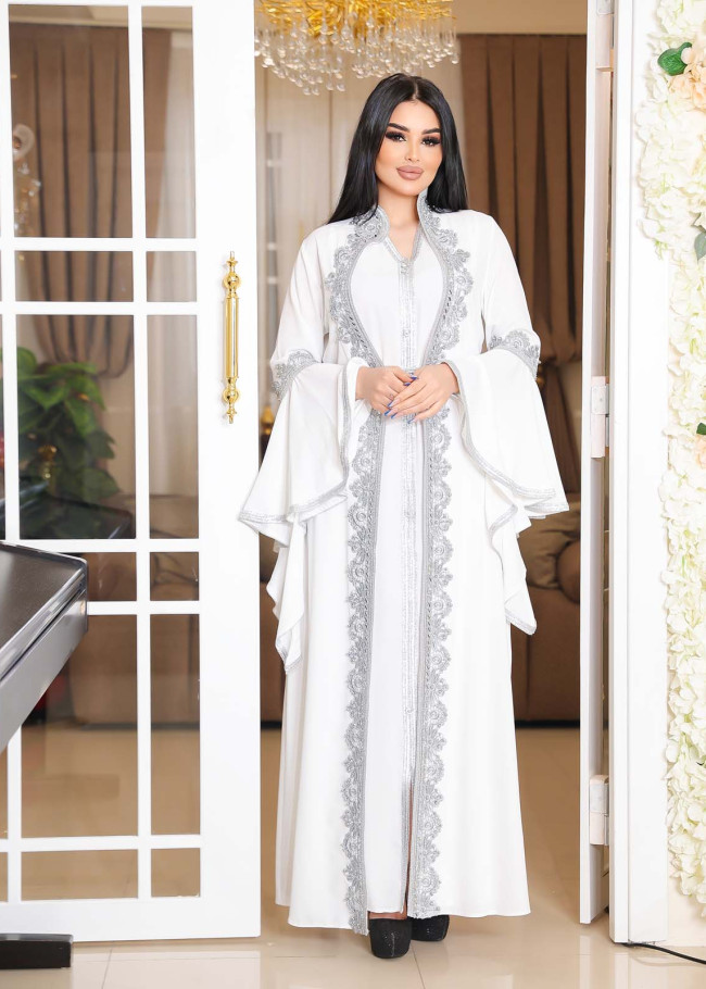 SİLVER EMBROIDERED 2-PIECE SET ABAYA AND DRESS 4111 - white