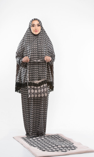 طقم صلاة ليكرا ساندي مع حقيبة للمصحف وسجادة - كود 701 - بيج