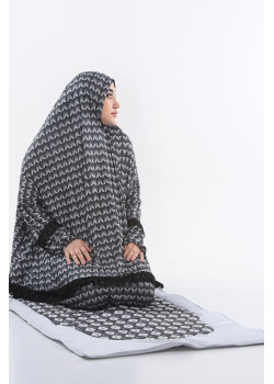 طقم صلاة ليكرا ساندي مع حقيبة للمصحف وسجادة - كود 701 - عفني