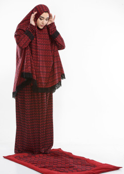 طقم صلاة ليكرا ساندي مع حقيبة للمصحف وسجادة - كود 701 - خمري