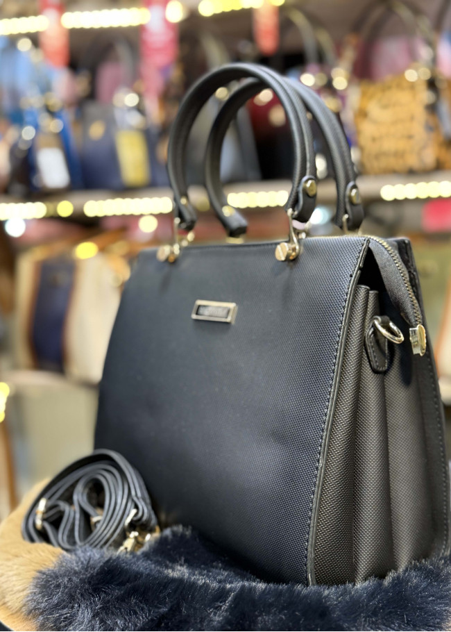 Modern Design Luxury Leather Womens Handbag - Code 981 - black