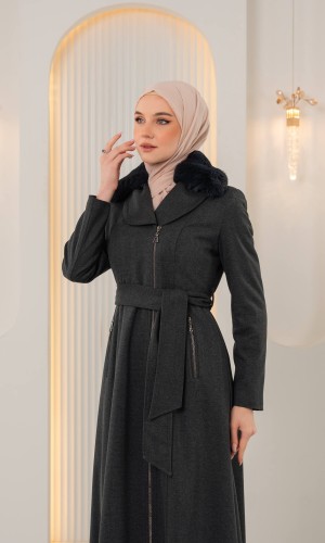 مانطو جوخ ناعم طويل مع ياقة فرو وسحاب 1393 - رمادي