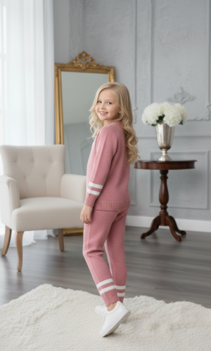 طقم بناتي شتوي RUN تريكو 3109 - فوشي