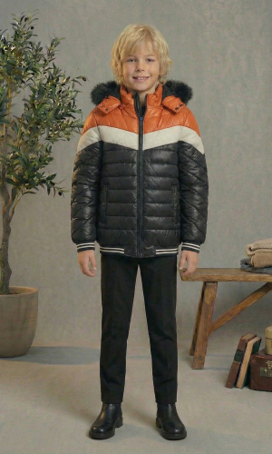 جاكيت مبطن بنقشة شيفرون وبطانة فرو 5148  - اسود