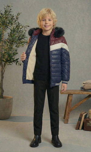 Gefütterte Pufferjacke mit Chevron-Steppung und Fellfutter 5148  - Dunkelblau