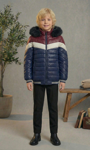 Gefütterte Pufferjacke mit Chevron-Steppung und Fellfutter 5148  - Dunkelblau