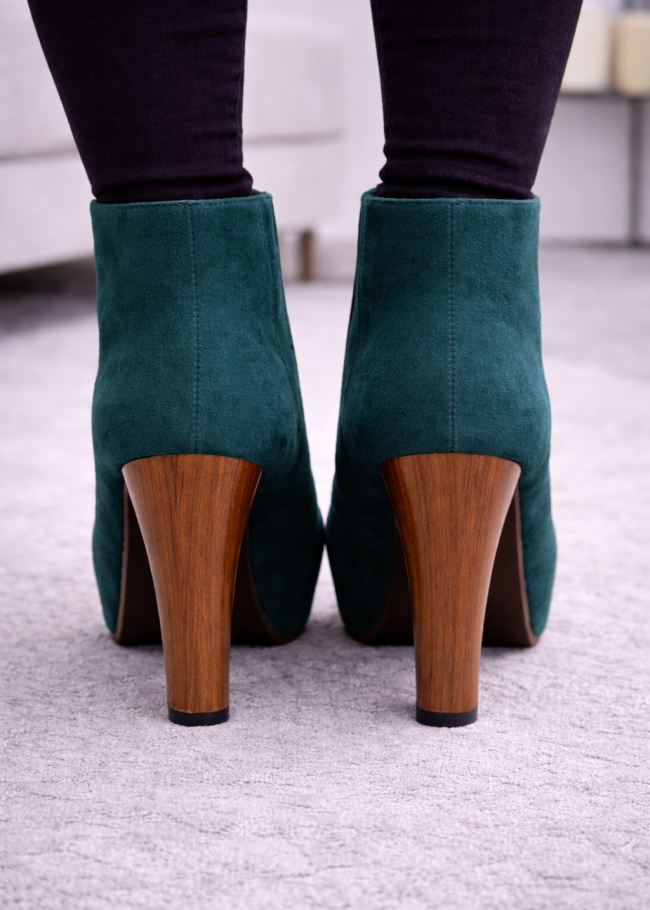 6312 حذاء نسائي كعب عالي - زيتي