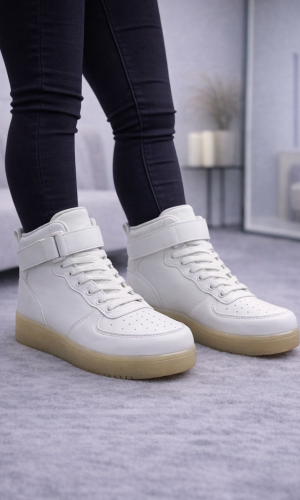 بوط رياضي جلد أبيض بتصميم عصري وحزام 6314 - ابيض