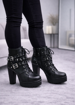 بوط كاحل جلد أسود مبطن بالفرو مع إبزيم 6316 - اسود