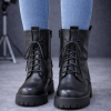 6319 بوط نسائي جلد - black