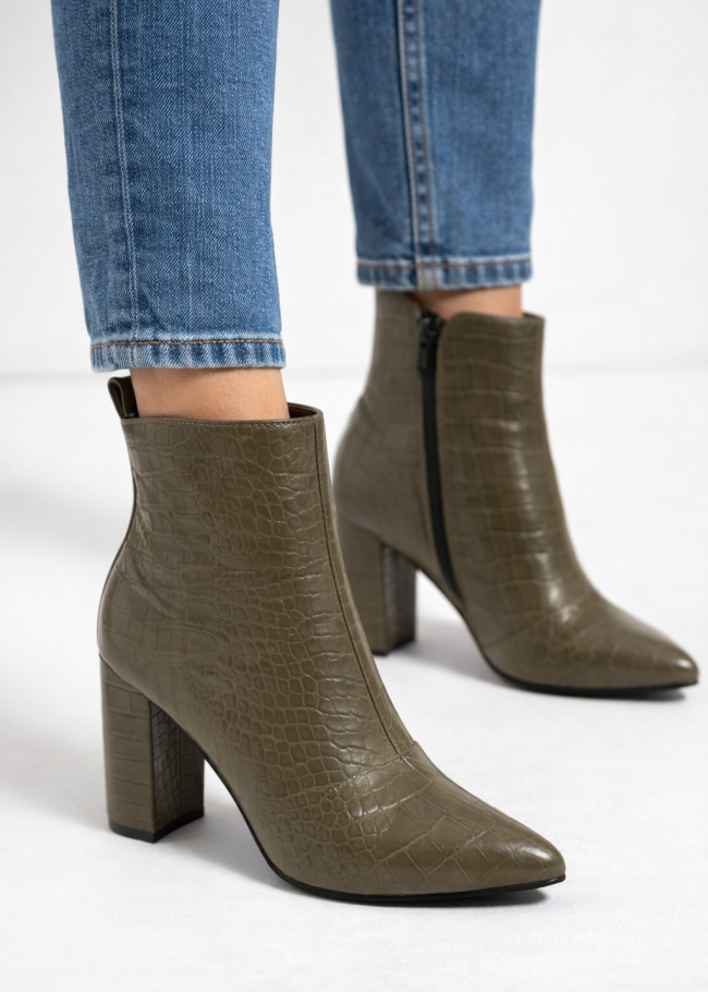 6321 حذاء نسائي محجر - زيتي