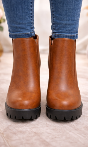 حذاء بوت كاحل نسائي بكعب عريض ونعل سميك 6325 - عسلي