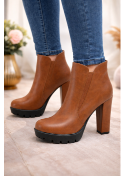 حذاء بوت كاحل نسائي بكعب عريض ونعل سميك 6325 - عسلي