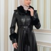 مانطو جلد نسائي شتوي مع كبشون فرو 1349 Siyah