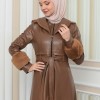 مانطو جلد نسائي شتوي مع كبشون فرو 1349 taba