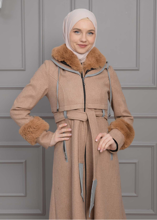 BELTED CACHET TOPCOAT WITH HOOD AND SLEEVE FUR DETAILS 1355 Bej