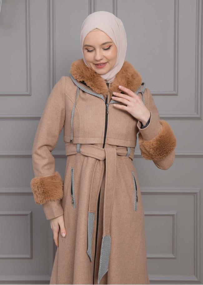 BELTED CACHET TOPCOAT WITH HOOD AND SLEEVE FUR DETAILS 1355 Bej