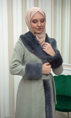 ترانشكوت جوخ مع فرو نسائي شتوي فاخر 1337 - فضي