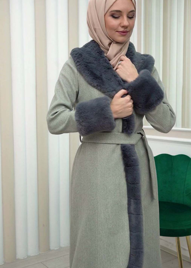 Luxury women's winter coat with belt, sleeves and fur collar 1337 Gri