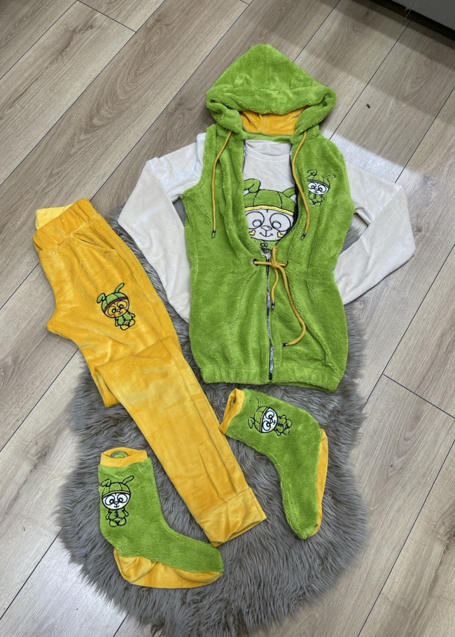 (RABBIT) 4-PIECE WINTER VELVET TRACKSUIT -VEST -T-SHIRT -TROUSERS -SOCKS -1087 kivi