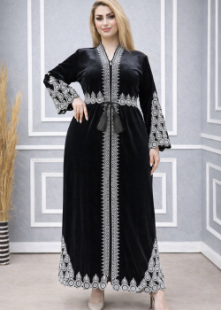عباية مخمل كوري بتطريز ملكي 709  - اسود