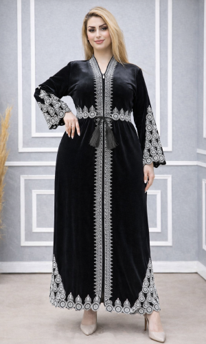 عباية مخمل كوري بتطريز ملكي 709  - اسود
