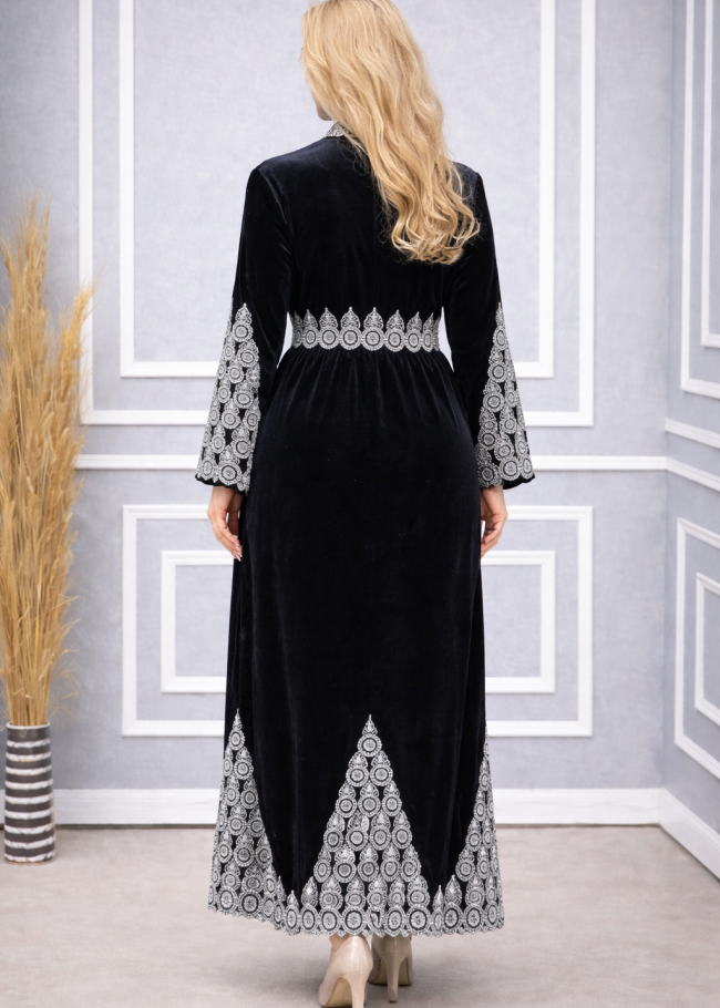 709 عباية مخمل سحاب  - اسود