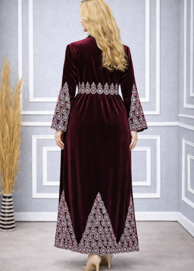 709 عباية مخمل سحاب  - خمري