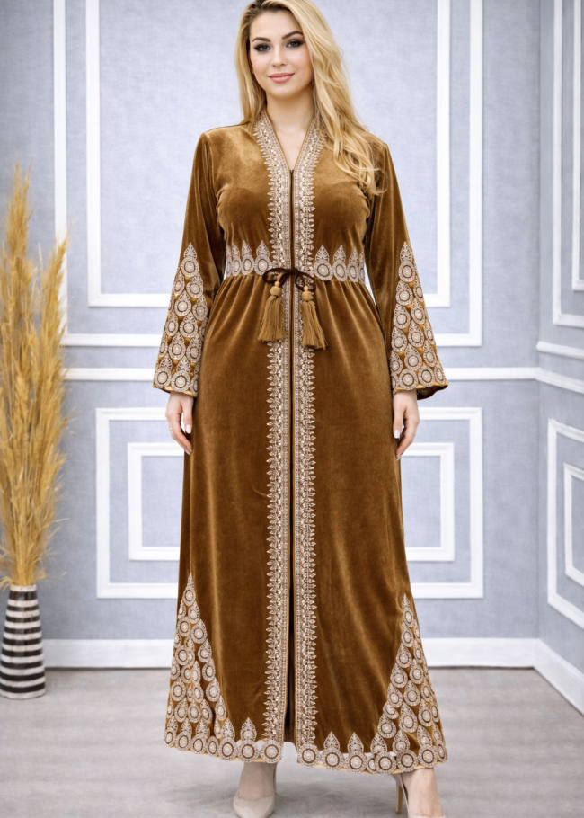 709 عباية مخمل سحاب  - ذهبي